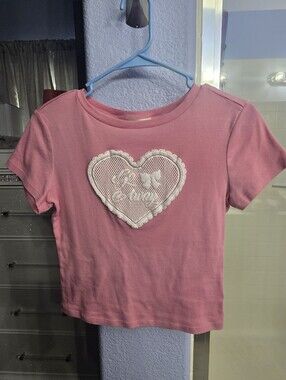 Womens Pink Heart Applique Short Sleeve Top